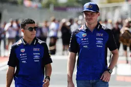 F1TV-analist hoort dat Verstappen voorkeursbehandeling verliest: "Wauw, dit is nieuw!"