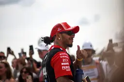 Hamilton baalt van gemiste kans achter Verstappen: "Dan had ik op het podium gestaan"