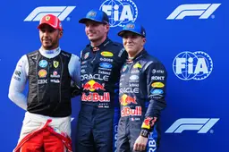 Hadjar vindt Verstappen veel sterker dan Hamilton: "Max had voor Ferrari makkelijk gewonnen"