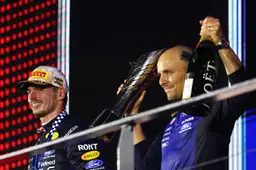 Verstappen wordt emotioneel en deelt woorden van Lambiase uit 2025