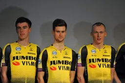 Fiets Hofstede van dak ploegleiderswagen gestolen in Critérium du Dauphiné