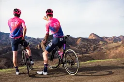 EF Education First rijdt alternatief; op grind, in wildernis en door stof