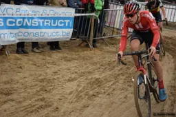 Fietsen van Sunweb-renner Nieuwenhuis gestolen bij EK Veldrijden Silvelle