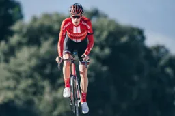 [Update] Tusveld maakt rentree in Dauphiné na in Parijs-Nice opgelopen kaakbreuk