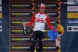 Campenaerts ruikt kans: 'Dan zijn Roglic en Dumoulin hopelijk moegestreden'