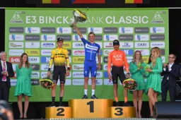 Van Aert 'overtreft alle verwachtingen': 'Alsof hij al tien jaar prof is'