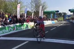 Vendrame wint laatste etappe in Sarthe, aanvallende Van der Poel vijfde