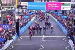 Zabel klopt Van Poppel in de sprint in tweede etappe Tour de Yorkshire