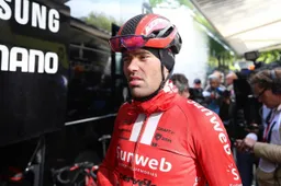 Dumoulin 'had graag geruild' met Roglic, maar ziet ook voordelen na tijdverlies