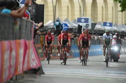 Oomen definitief niet naar de Tour, Dumoulin 'moet eerst goed belastbaar zijn'