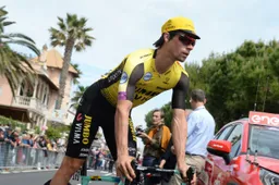 Kroon ziet Roglic Vuelta winnen: 'Sterkste ploeg is voetbaluitdrukking'
