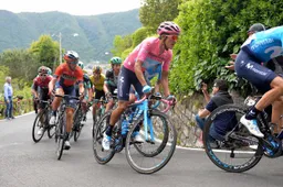 Movistar voorzichtig over Giro-eindzege: 'Nog minuut pakken voor tijdrit'