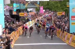 Kristoff wint sprint na aanval Evenepoel en waaiers in vijfde etappe Noorwegen