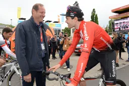 'Geen paniek' bij Sunweb na tegenslag voor Dumoulin: 'Knie goed checken'