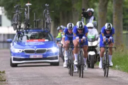 Deceuninck-Quick-Step blij: 'Jakobsen had het lastig, maar ploeg was erg sterk'