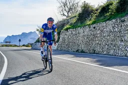 Devenyns wint Cadel Evans Great Ocean Road Race na boeiend slotgevecht