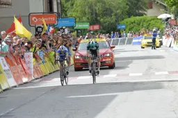 Alaphilippe klopt Mühlberger met ultieme jump in zesde rit Critérium du Dauphiné