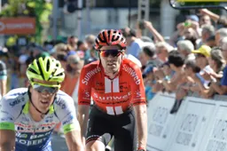 Dumoulin mist Tour de France na slepende knieblessure: 'Voelt als opluchting'