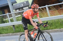 Einde nadert nu echt voor Ten Dam: 'Hoop Lombardije nog één keer uit te rijden'