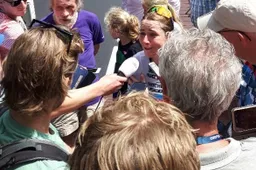 Van Vleuten geniet van zware omstandigheden: 'De rest lijdt nóg meer'