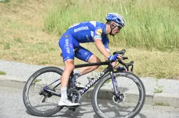 Alaphilippe ervaart weinig druk in aanloop naar strijd om regenboogtrui