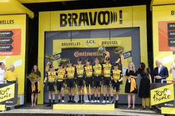 Kranten kijken uit naar Tour met Jumbo-Visma: 'Dreamteam', 'De wereld veroveren'