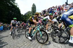 Sporza-verslaggever: 'Gevolgen zaak Van Aert kunnen wel eens groot zijn'