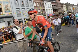 Kanshebber Teuns moet Clasica San Sebastian missen na ongeluk met trekker