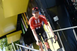 Kelderman gaat na tegenvallende Tour de France voor klassement in Vuelta