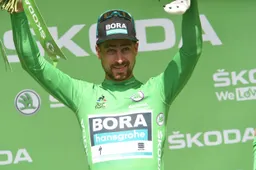 Media-machine Sagan draait op volle toeren: '330.000 dollar voor video'