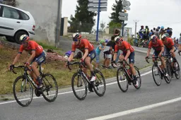 Revolutie gaande bij Bahrain-Merida: relletjes, geruchten en een stoelendans