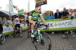 Sprinter Bennett nog ploegloos komend jaar: 'Heel gek, nog nergens getekend'