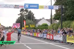 Havik rijdt iedereen in slotfase GP Stad Zottegem de vernieling in en wint