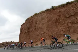 UEC wil beloftencategorie jaar verlengen; professionele beloften op WK bij profs