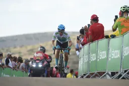 Etappe 8 Vuelta a Espana | López: 'Door natte weg konden we rood niet houden'