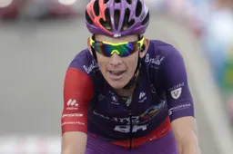 Bol wordt tweede bij zege ploeggenoot: 'Gisteren was baaldag, dit is geweldig'