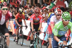 Roglic houdt zich rustig voor vrijdagrit: 'Klassementsmannen zullen aanvallen'