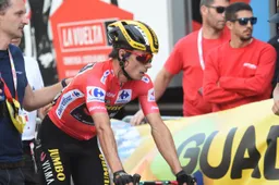 Kranten kritisch richting Jumbo-Visma: 'Geknoei' en 'Rode trui aan dun draadje'