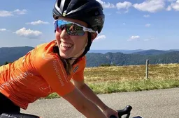 Van Anrooij grijpt net naast goud op WK tijdrijden voor junior-vrouwen