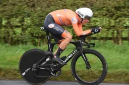 'De klok liegt niet' voor Van Baarle: 'Twee, drie, vier tandjes te langzaam'