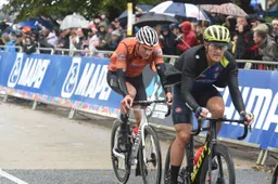 Verklaring? 'Van der Poel niet meer gedronken en gegeten in laatste zes rondes'