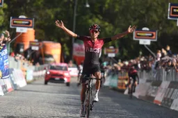 Bernal: 'Uitgeput na de Tour vorig jaar; Girodeelname in 2021'