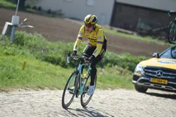 Van Aert met de billen bloot in december: 'Aansluiting bij rest Jumbo-Visma'