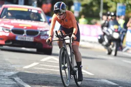 Multitalent Van Anrooij (18 jaar) maakt overstap naar Trek-Segafredo