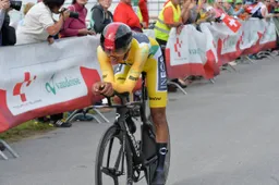 Dit jaar alleen Tour de France voor Bernal: 'Volgend jaar fris in Giro'