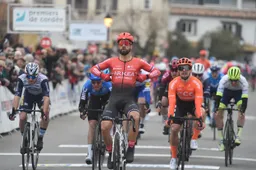 Bouhanni en vijftal ploeggenoten verlengen aflopende contract bij Arkéa-Samsic