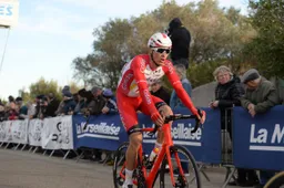 Perez fopt favorieten en slaat dubbelslag in Ronde van de Haut-Var