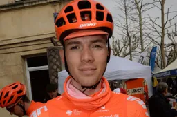 IDL Neo | Hongaar Valter herstelde foute afslag en wil etappe in de Tour