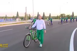 Waarom de UCI hoogste onderscheiding gaf aan 'halvegare party-president'