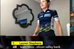 Stephens sprint naar de winst na lastige tweede etappe virtuele Tour